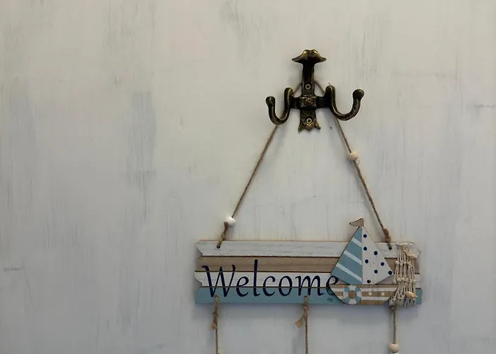 Apartament Something In French *